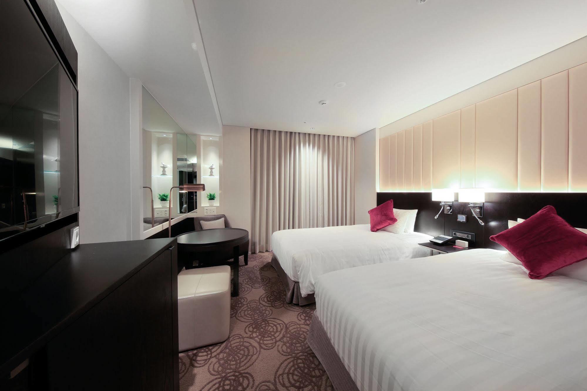 Solaria Nishitetsu Hotel Seoul Myeongdong Esterno foto