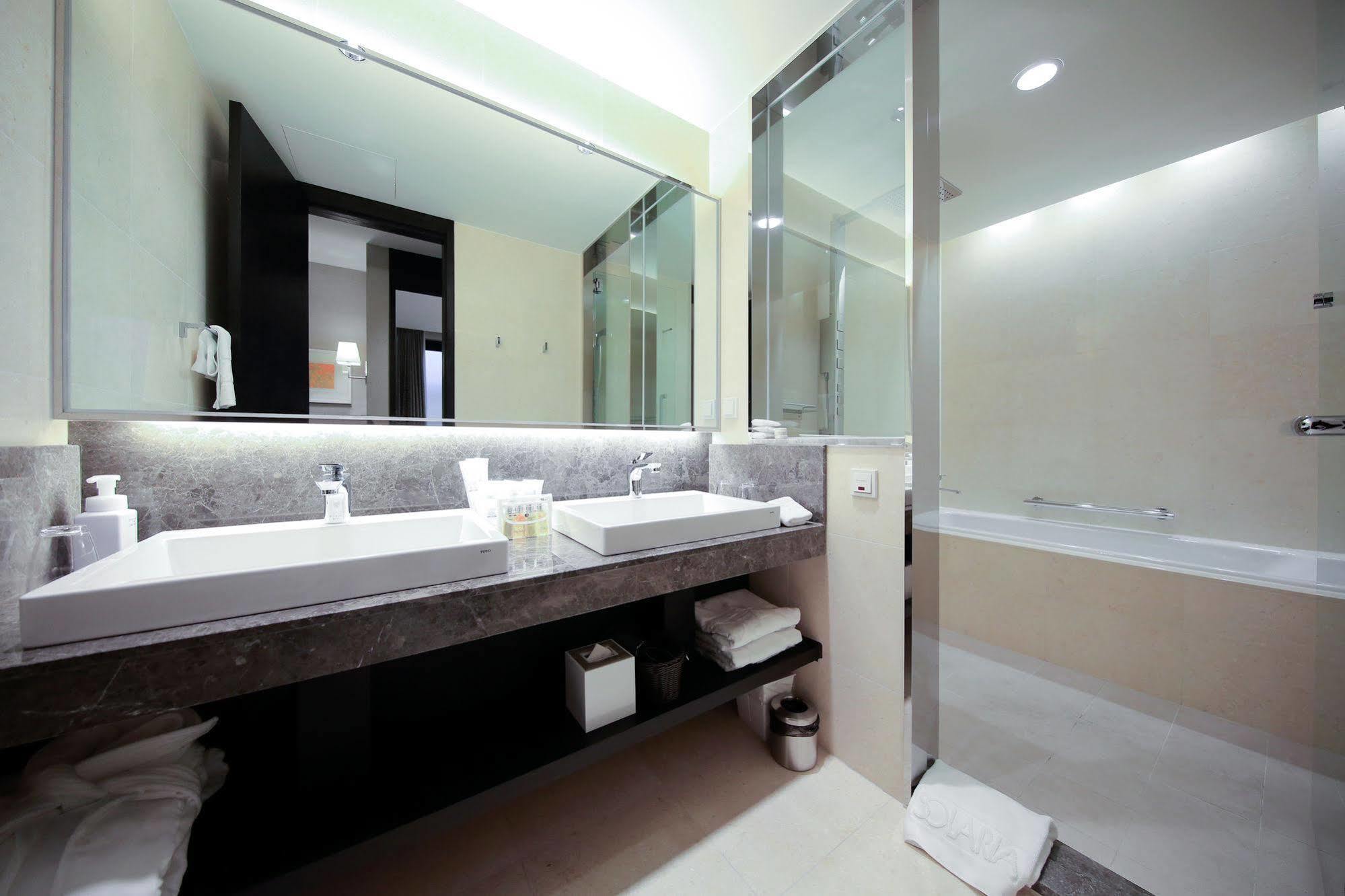 Solaria Nishitetsu Hotel Seoul Myeongdong Esterno foto