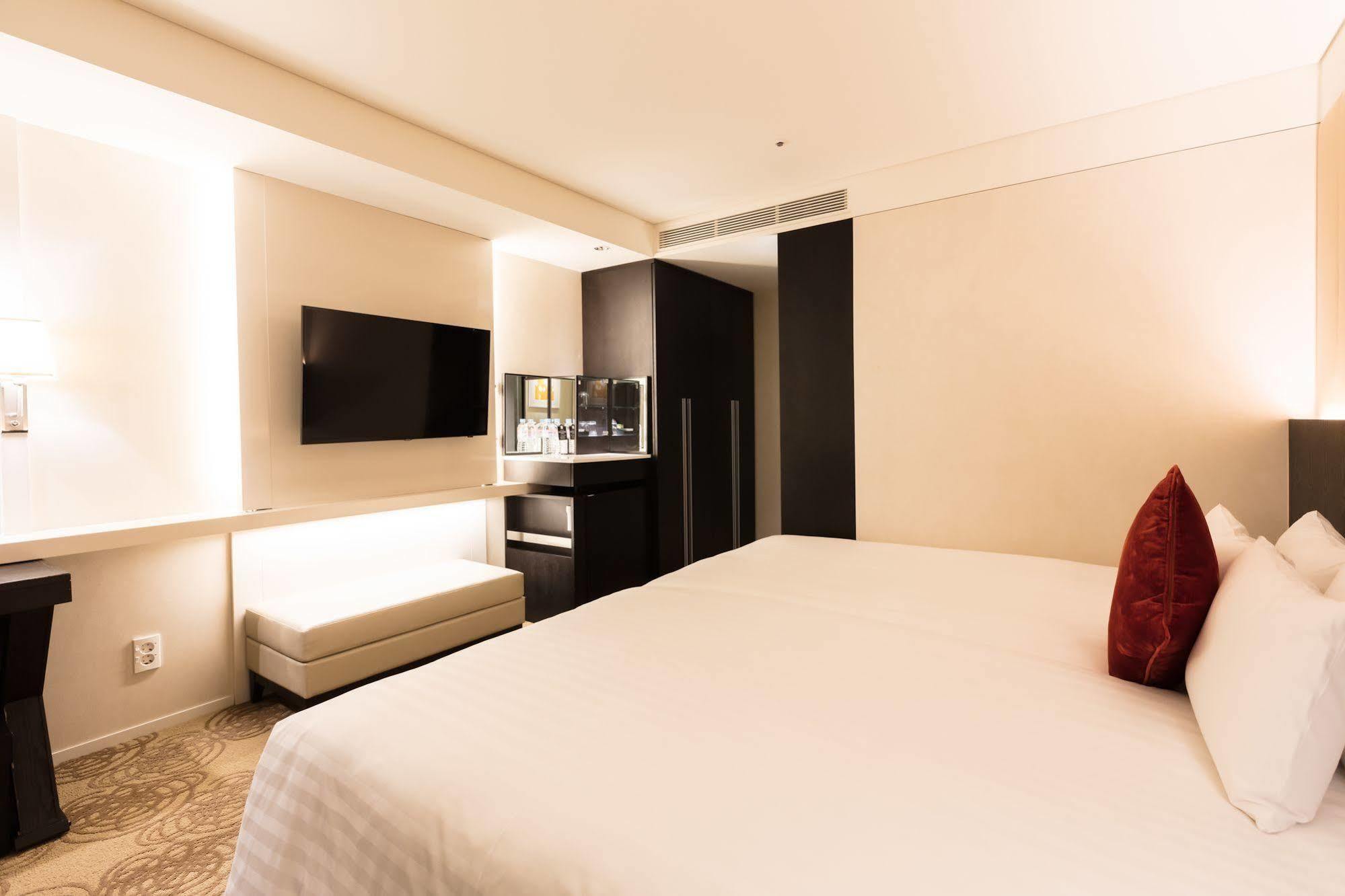 Solaria Nishitetsu Hotel Seoul Myeongdong Esterno foto